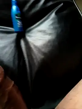 Village 0boy online show from 09.18.25