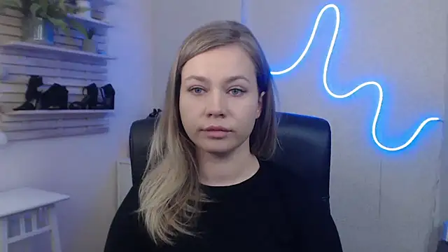 holly xglam online show from 01.21.25