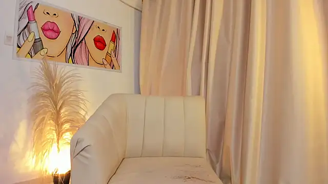 SkiinnyAna online show from 04.18.26