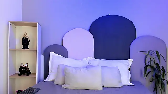 TaraCarson online show from 03.06.26