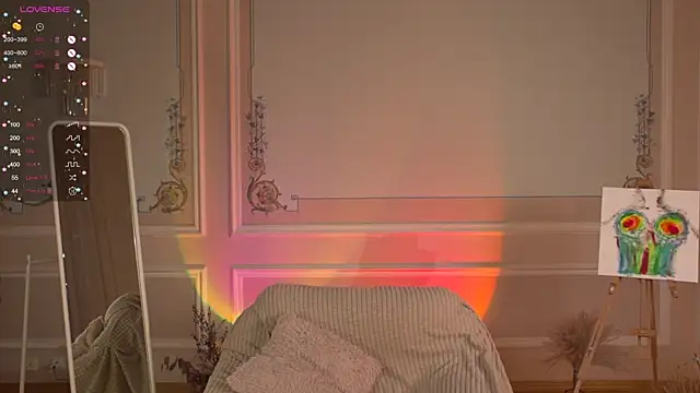 Snapshot of happywhores chatting on 02.19.25 happywhores online show from 02.19.25