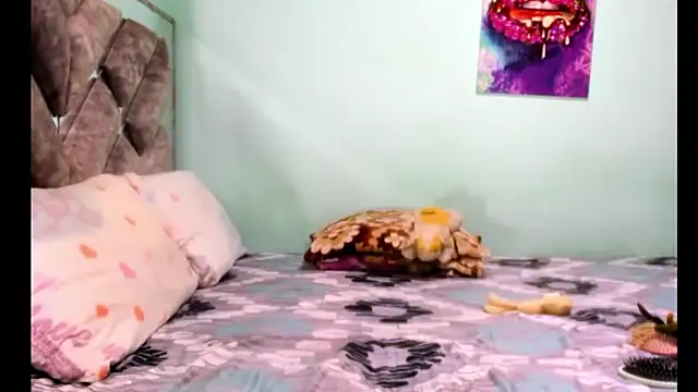 Evilmichellts1 online show from 04.06.26