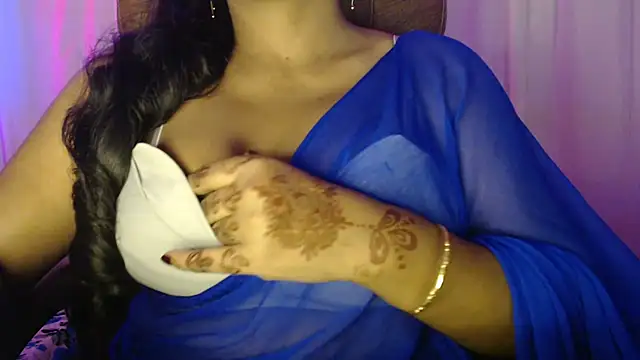 Prita07 online show from 10.15.25