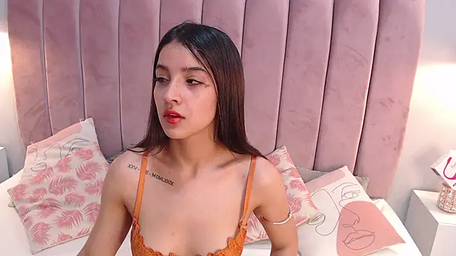 LeenaBrown online show from 02.04.25