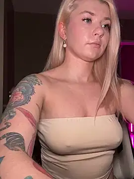 Anour amour online show from 12.21.24