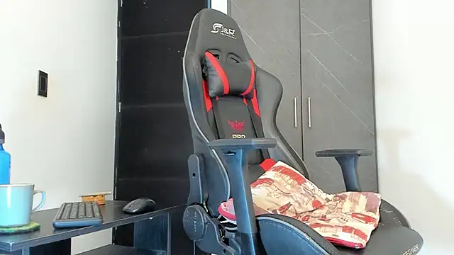 sergiio mesa27 online show from 12.15.24