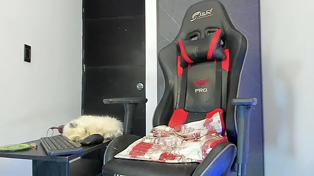 sergiio mesa27 online show from 01.25.25