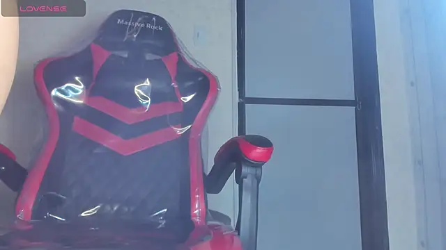 Lissalittlee online show from 02.27.25