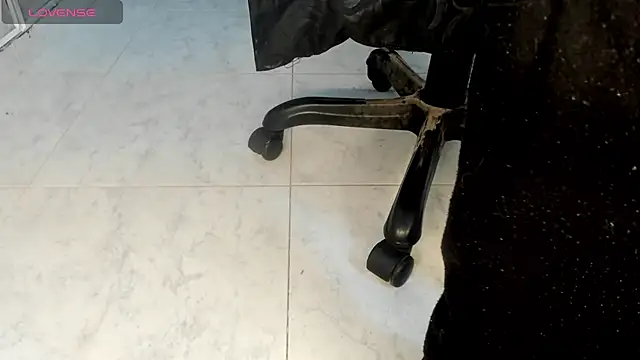 Lissalittlee online show from 03.11.25