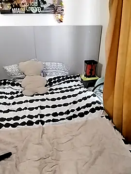 Snapshot of lagazosexy14 chatting on 10.11.25 lagazosexy14 online show from 10.11.25