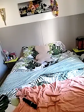 Snapshot of lagazosexy14 chatting on 10.25.25 lagazosexy14 online show from 10.25.25