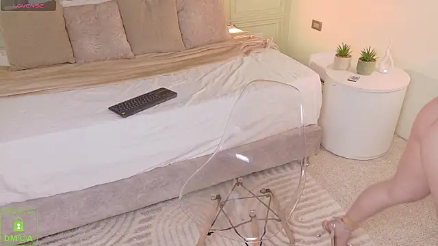  Miss Kimm online show from 02.14.26