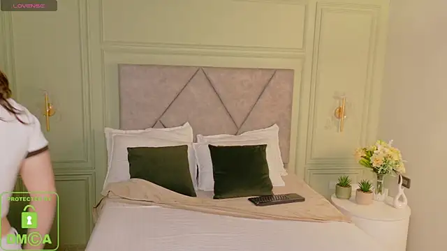  Miss Kimm online show from 02.28.26