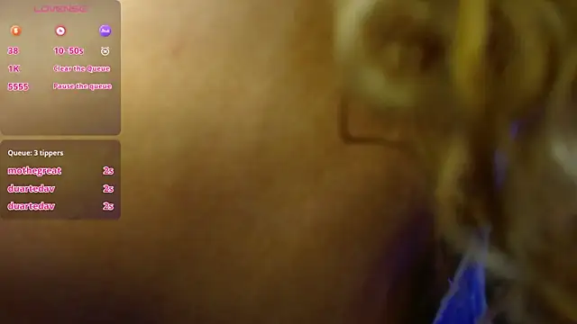 Snapshot of Cristal_War chatting on 01.06.25 Cristal War online show from 01.06.25