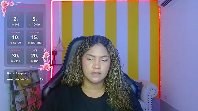 Snapshot of Cristal_War chatting on 01.15.25 Cristal War online show from 01.15.25