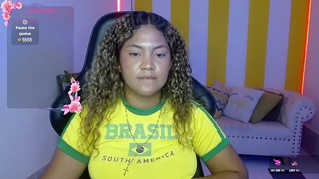 Snapshot of Cristal_War chatting on 01.22.25 Cristal War online show from 01.22.25