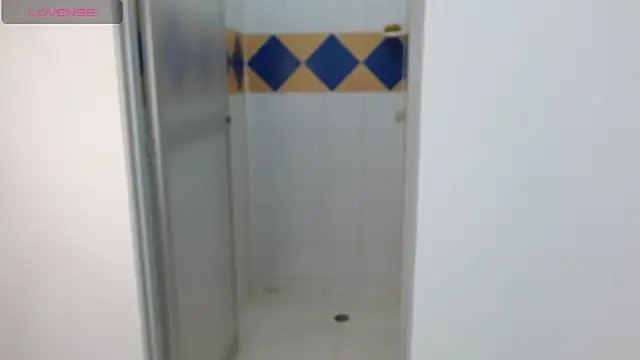 Snapshot of Cristal_War chatting on 02.06.25 Cristal War online show from 02.06.25