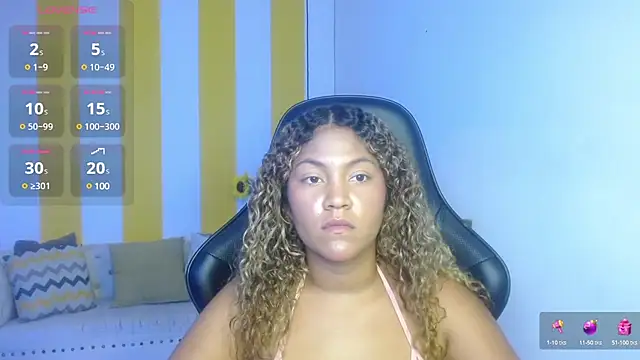 Snapshot of Cristal_War chatting on 02.14.25 Cristal War online show from 02.14.25