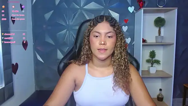 Snapshot of Cristal_War chatting on 02.22.25 Cristal War online show from 02.22.25