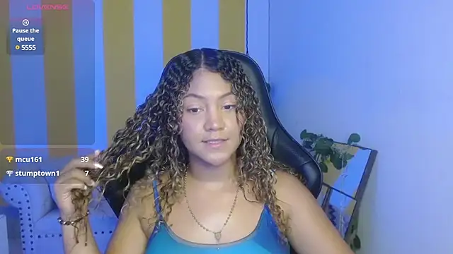 Snapshot of Cristal_War chatting on 02.25.25 Cristal War online show from 02.25.25