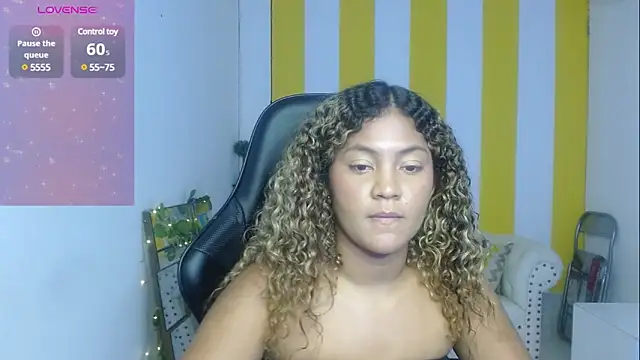 Snapshot of Cristal_War chatting on 03.15.25 Cristal War online show from 03.15.25