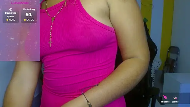 Snapshot of Cristal_War chatting on 03.18.25 Cristal War online show from 03.18.25