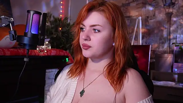 Snapshot of Chriss_Fox chatting on 01.15.25 Chriss Fox online show from 01.15.25