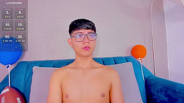 CodyTwink online show from 02.21.25