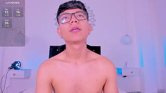 CodyTwink online show from 10.01.25