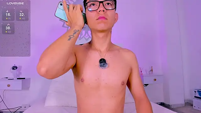 CodyTwink online show from 02.15.26