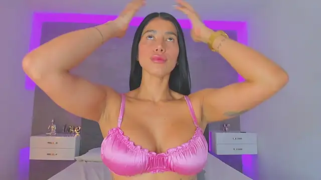 jasminehill  online show from 02.25.25