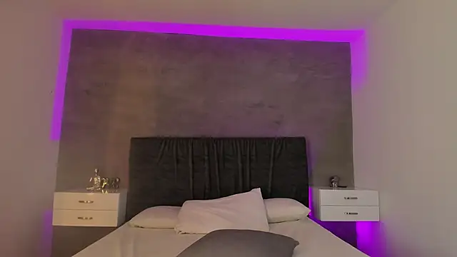 jasminehill  online show from 03.13.25