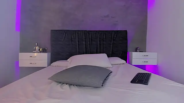 jasminehill  online show from 03.14.25