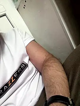 Snapshot of spermenli chatting on 01.12.26 spermenli online show from 01.12.26