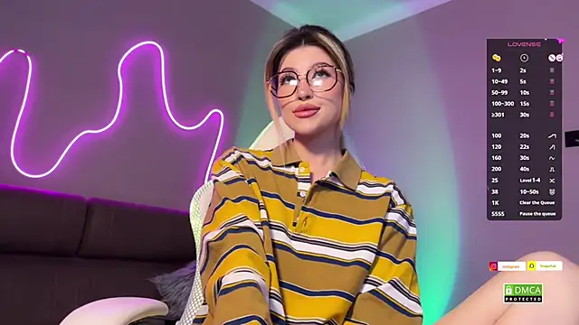 ellie miu online show from 12.20.24