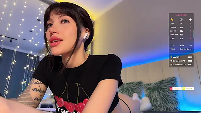 ellie miu online show from 02.16.26