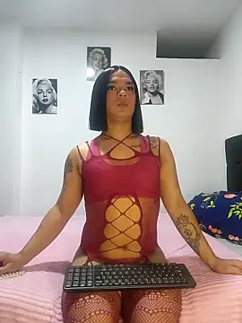 Snapshot of sweet_candy1234 chatting on 11.10.25 sweet candy1234 online show from 11.10.25