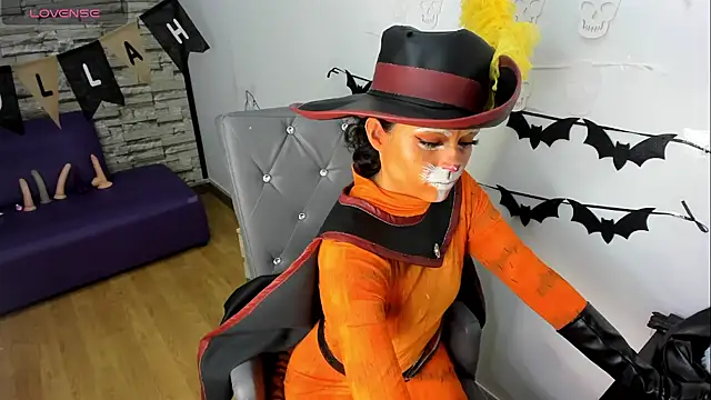 mapelove online show from 10.31.25