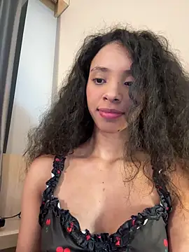 Snapshot of Miss_freydis chatting on 09.25.25 Miss freydis online show from 09.25.25