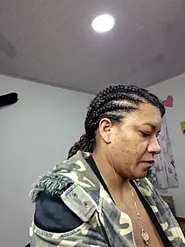 Selket11 online show from 10.23.25