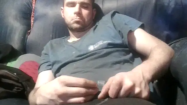 robeaulieu02 online show from 02.11.25