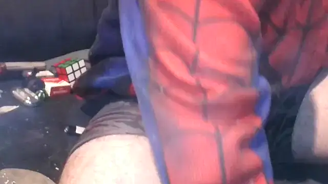 robeaulieu02 online show from 02.19.25