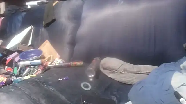 robeaulieu02 online show from 02.28.25