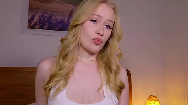 Snapshot of JuliaJaee chatting on 02.20.26 JuliaJaee online show from 02.20.26