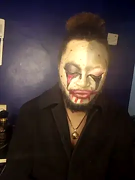 Freaky Vannahs online show from 10.30.25