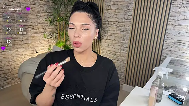 Snapshot of NattyFierros chatting on 02.15.26 NattyFierros online show from 02.15.26