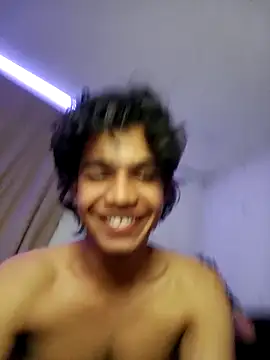 Boypolla11 online show from 02.12.25