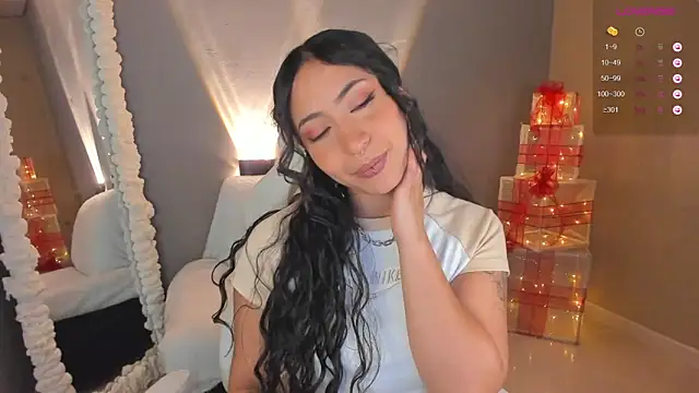 amber curly online show from 12.16.24