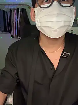 Snapshot of MinhTuanLive chatting on 03.14.25 MinhTuanLive online show from 03.14.25