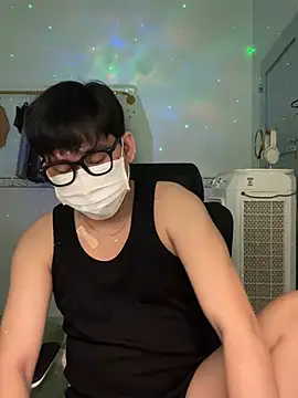 Snapshot of MinhTuanLive chatting on 03.16.25 MinhTuanLive online show from 03.16.25